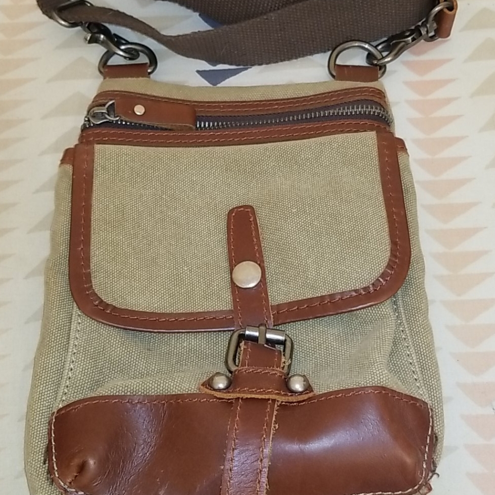 Messenger crossbody bag
